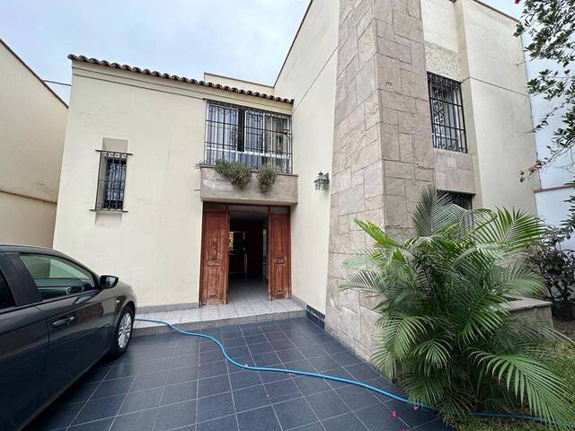 Venta en SANTIAGO DE SURCO - Lima