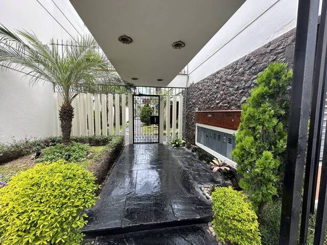 #PR-045 - Casa para Venta en Lima - LIM - 2